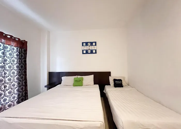 Urbanview Grand Pudjawan Near