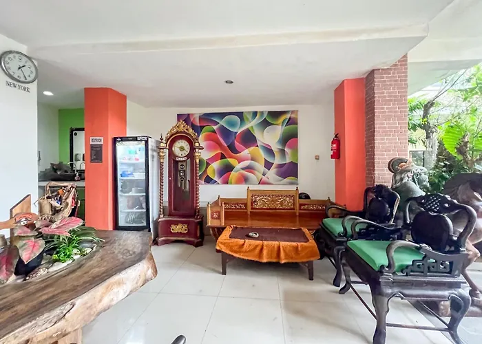 Urbanview Grand Pudjawan Near Hotel
