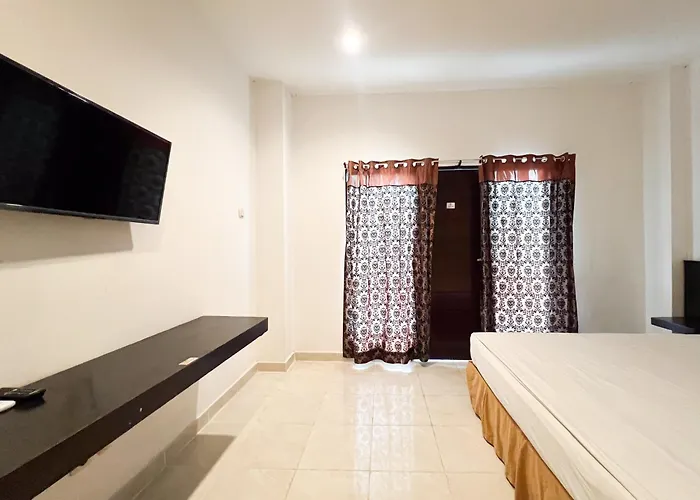 Urbanview Grand Pudjawan Near