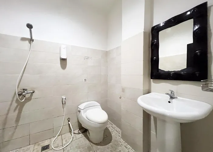 Urbanview Grand Pudjawan Near Hotel 3*