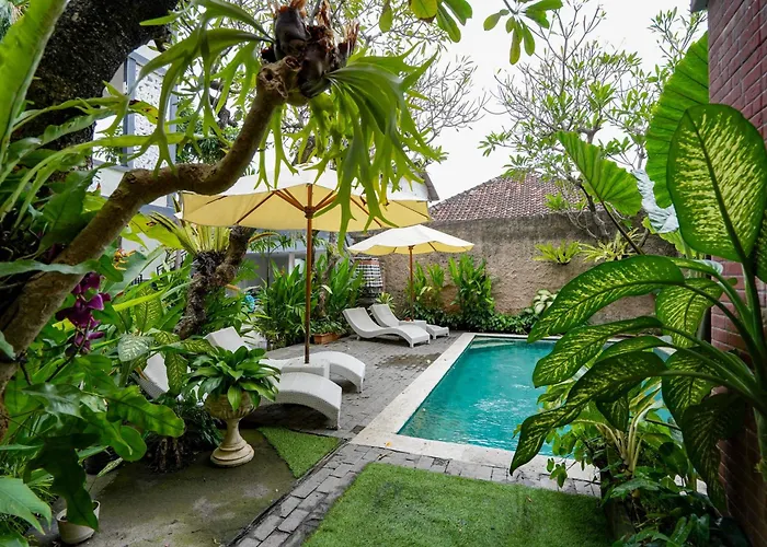 فندق Urbanview Grand Pudjawan Near