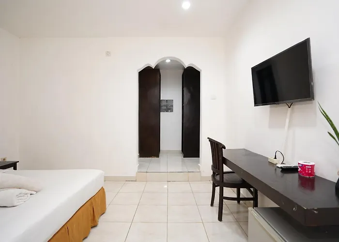 Urbanview Grand Pudjawan Near 3* كوتا