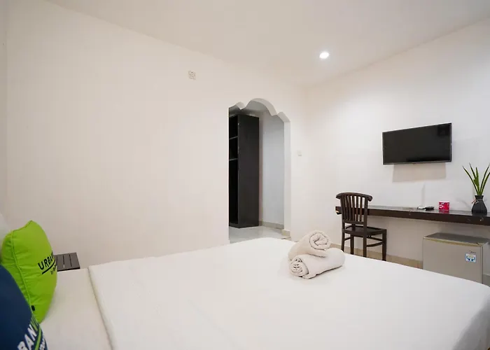 Urbanview Grand Pudjawan Near كوتا
