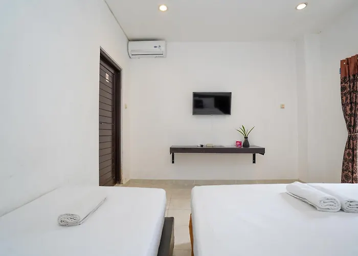 فندق Urbanview Grand Pudjawan Near كوتا